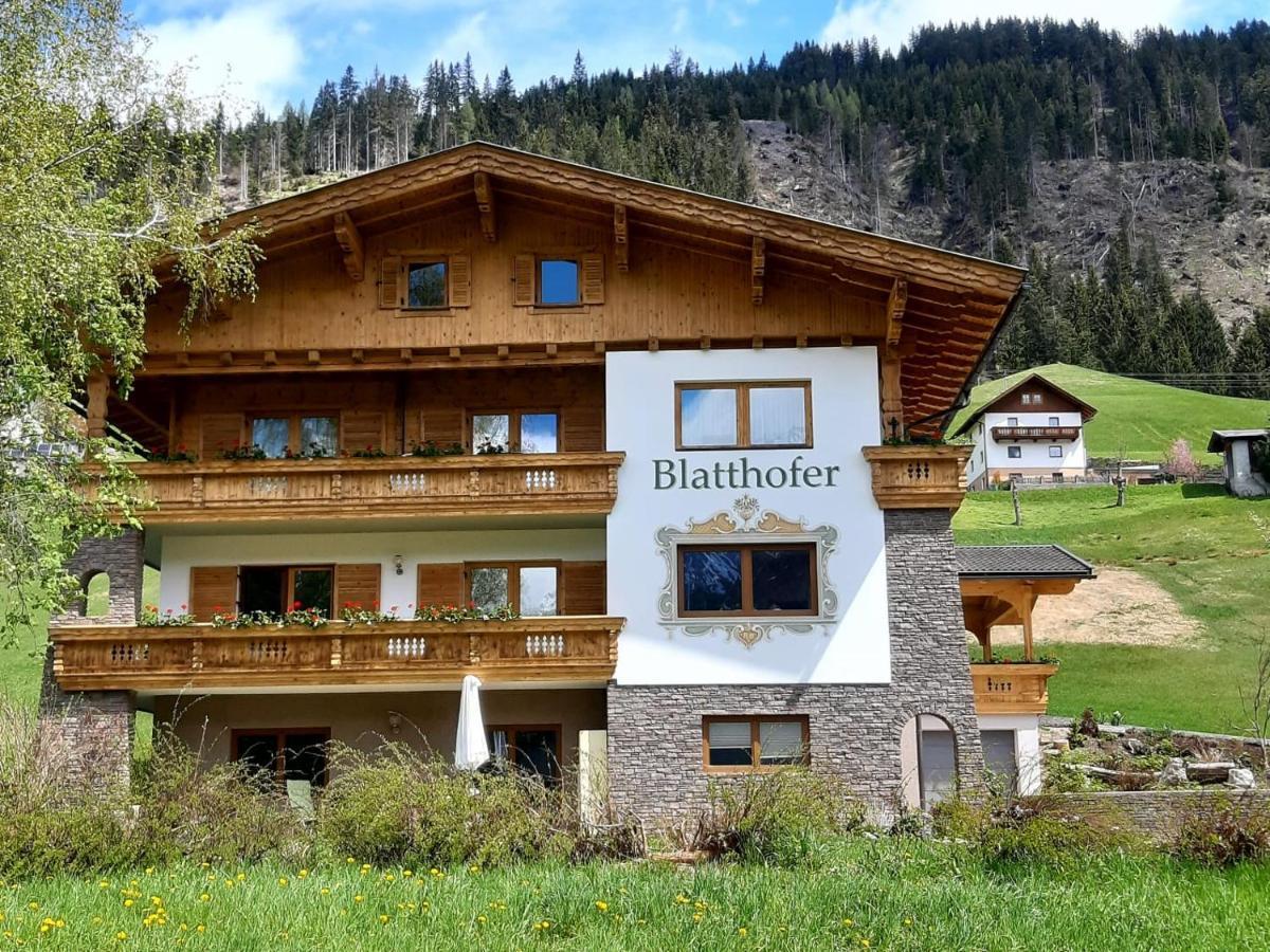 Отель Haus Blatthofer Sankt Lorenzen im Lesachtal Экстерьер фото