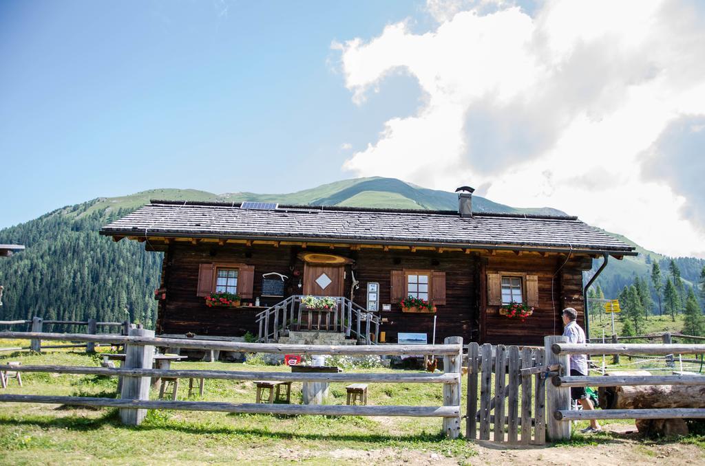 Отель Haus Blatthofer Sankt Lorenzen im Lesachtal Экстерьер фото