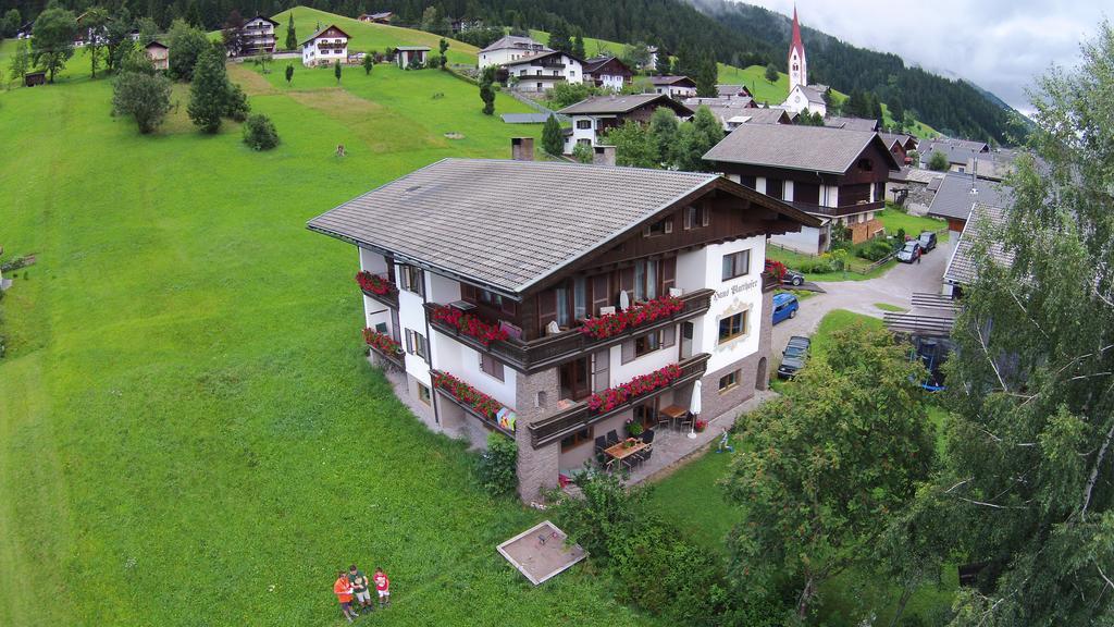 Отель Haus Blatthofer Sankt Lorenzen im Lesachtal Экстерьер фото